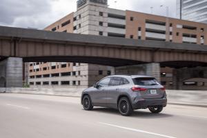 Mercedes-Benz GLA250 AMG Line 2020 года  (NA)